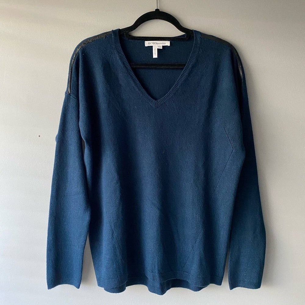 BCBGeneration | Women’s Blue V-Neck Sweater